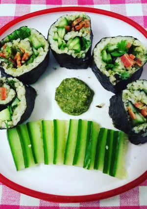 A picture of Indian Sushi (Indo-Japanese Fusion).