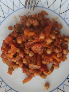 Una foto de Garbanzos al horno con verduras