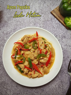 Foto resep Tumis Ayam Paprika Lada Hitam