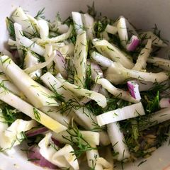 Kohlrabi and fennel salad - vegan A picture of Kohlrabi and fennel salad - vegan.