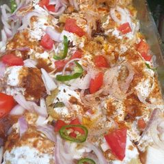 A picture of Dahi bhalla chaat.