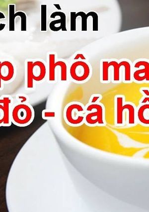 Hình của món Súp phô mai bí đỏ và cá hồi.