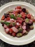 Ensalada colorida con habas