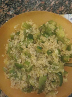 Una foto de Puré de zapallitos con arroz yamaní y quinoa y chía