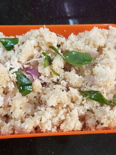 ரவை (Ravai Uppma Recipe in Tamil) செய்முறை முக்கிய புகைப்படம்