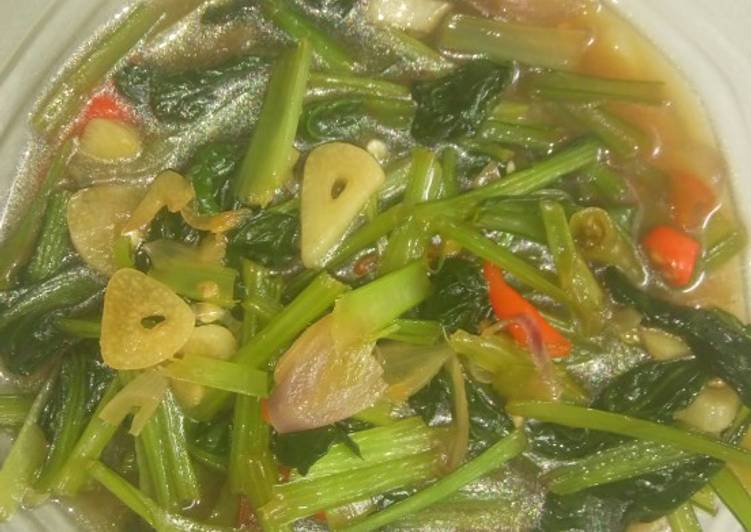 Cara Gampang Menyiapkan Tumis sawi (hidroponik) super pedas, Enak