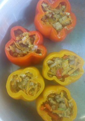 Una foto de Chintomas rellenos de pollo zanahoria y chayote a la Mario, s