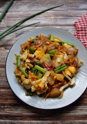 Foto resep Orak Arik Telur Bawang Merah, Simple, Yummy👌