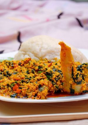 A picture of Egusi and vegetable.