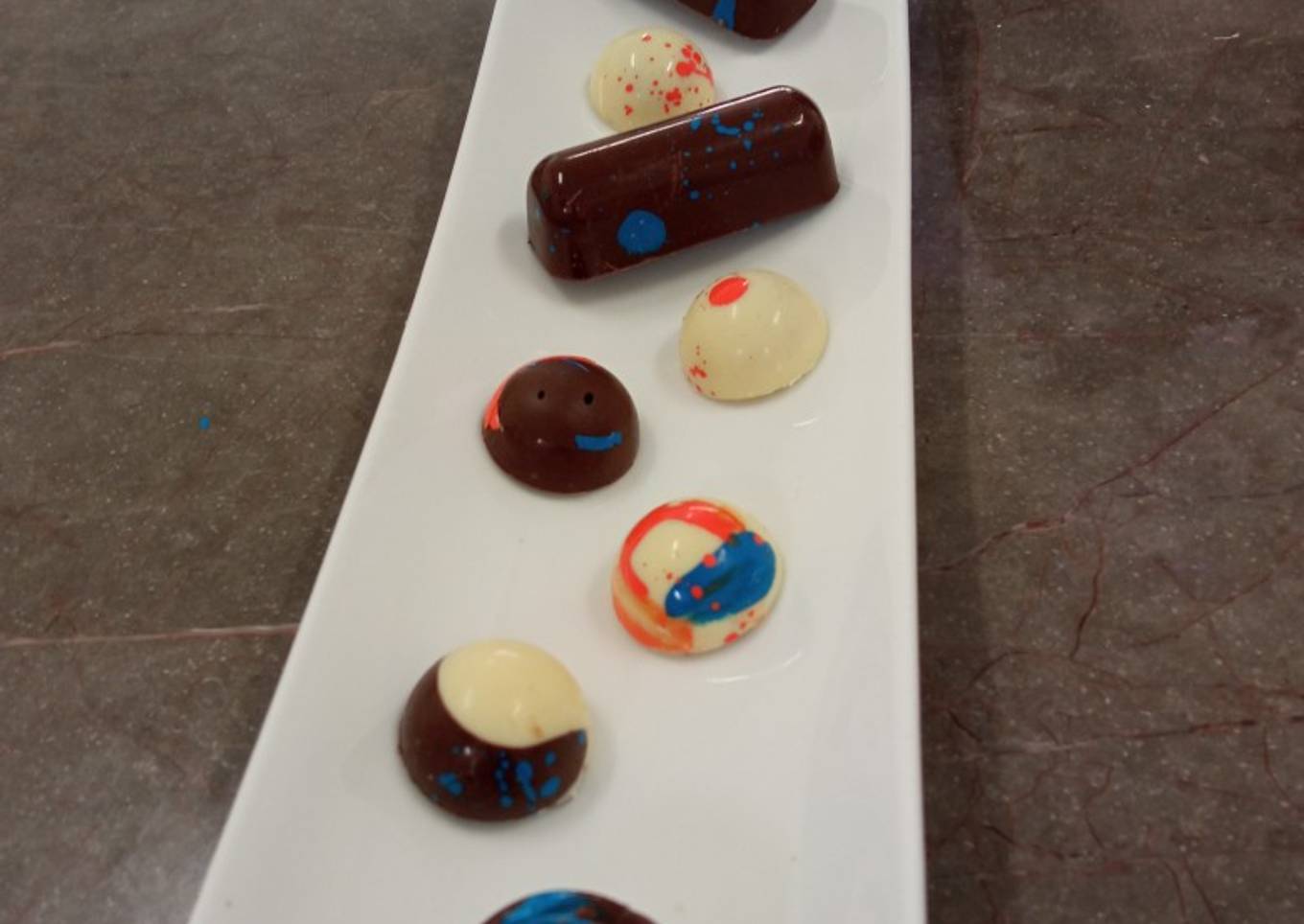 Bombones de chocolate rellenos de chapulines