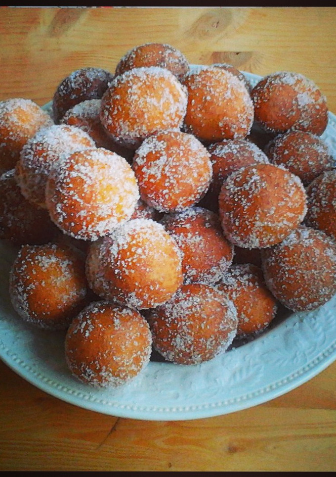 Una foto de Buñuelos de anís y naranja