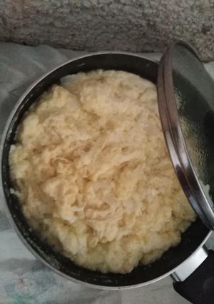 Una foto de 🐔 🥚 🍋 Higadillo (Caldo de huevo y pollo desmenuzado)