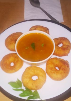 A picture of SambarVada.