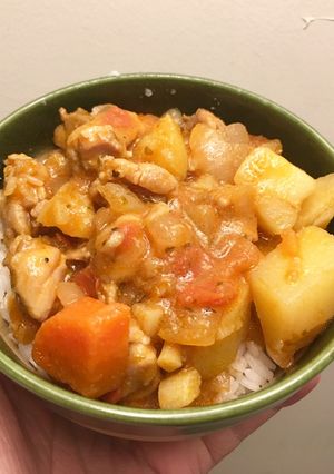 茄汁馬鈴薯雞腿肉 的食譜成品照片
