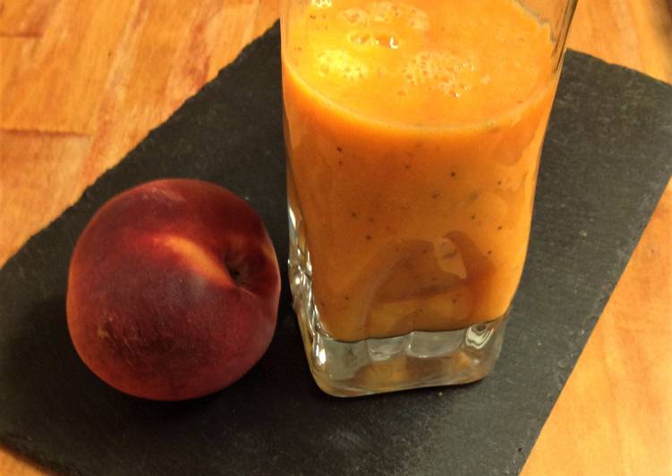 Smoothie de nectarina, naranja y semillas