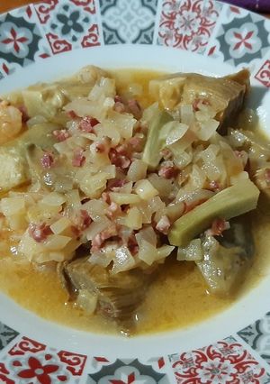 Foto principal de Alcachofas con jamón y gambas
