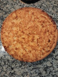 Una foto de Tarta de coco y dulce de leche 🎀
