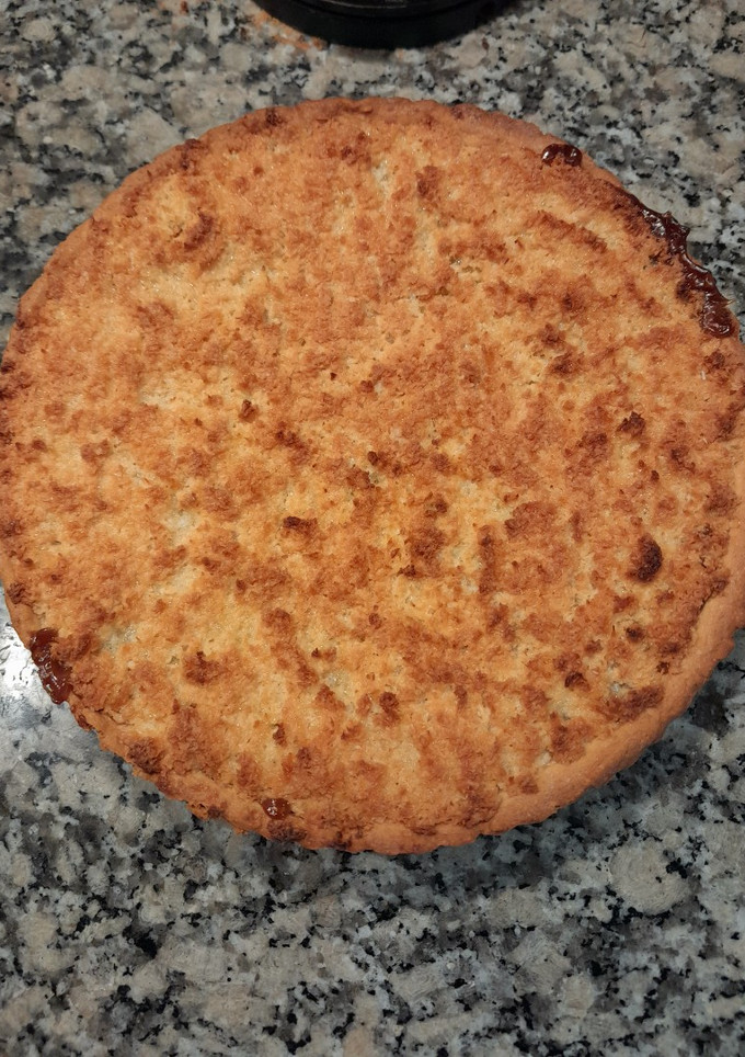 Una foto de Tarta de coco y dulce de leche 🎀