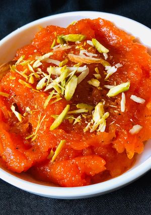 A picture of Papaiya Halva.