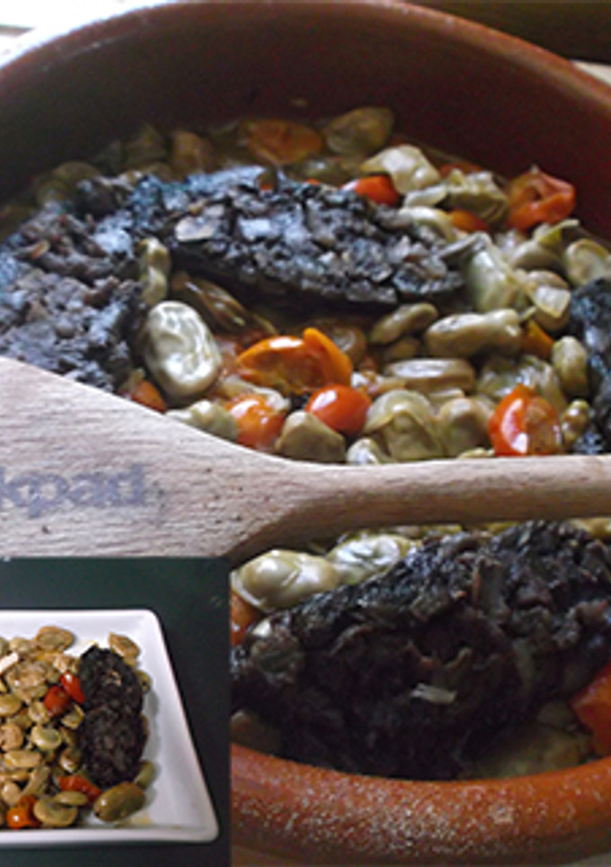 Una foto de Habas con morcilla