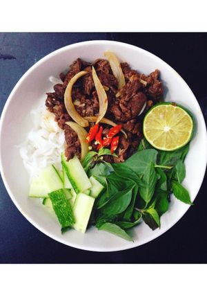 Hình của món Phở trộn bò sate 🌶.