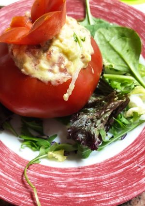 Una foto de Tomate relleno