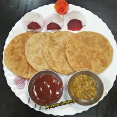A picture of Daalpuri.