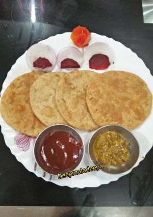 A picture of Daalpuri.