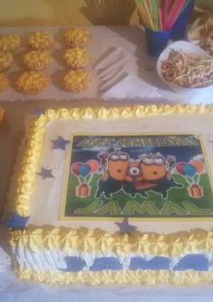 Una foto de Torta de piña crema