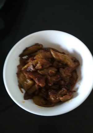A picture of Parwal curry.