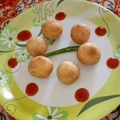Moong Dal ki Pithi Wali Kachori A picture of Moong Dal ki Pithi Wali Kachori.