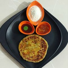 A picture of STUFF Aloo PARATHA from LEFTOVER DRY POTATO SABJI.