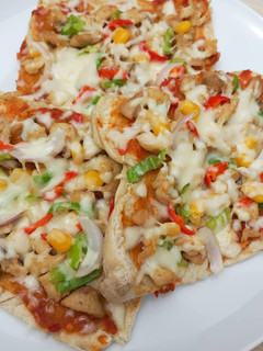A picture of Bread Pizza.