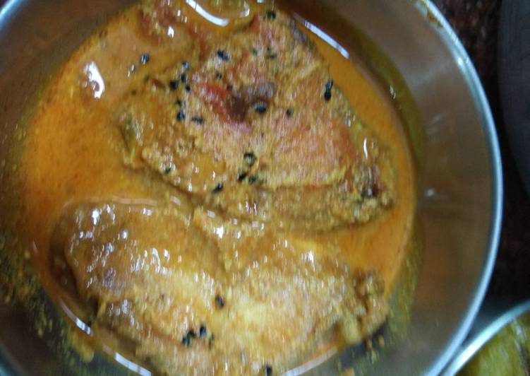 7 Easy Ways To Make Rui macher jhal (rohu fish curry)