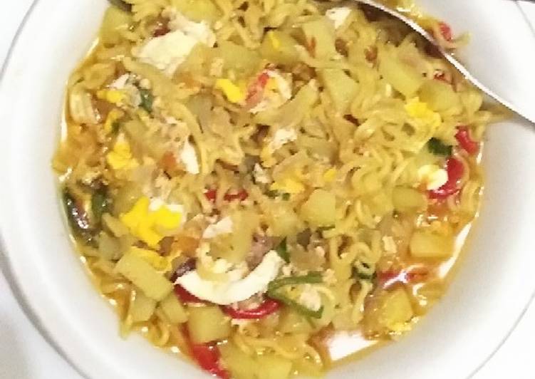 Cara Gampang Menyiapkan Indomie rasa soto medan masak kuah, Menggugah Selera