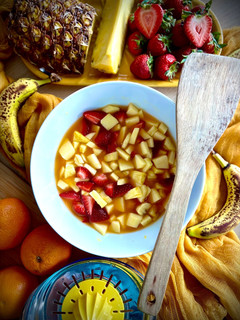 A picture of “Macedonia” or Fruit Salad 🍓🍎🍌🍊🍍.