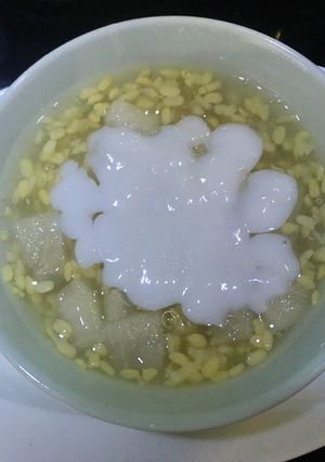 Hình của món Chè bưởi nhà làm không dùng hoá chất làm giòn cùi bưởi.