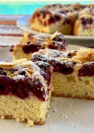 Une photo de Gâteau moelleux aux Griottes