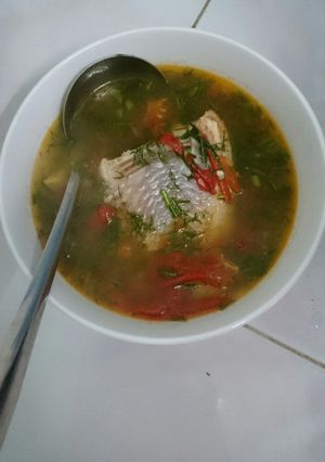 Hình của món Canh cà chua cá diêu hồng.