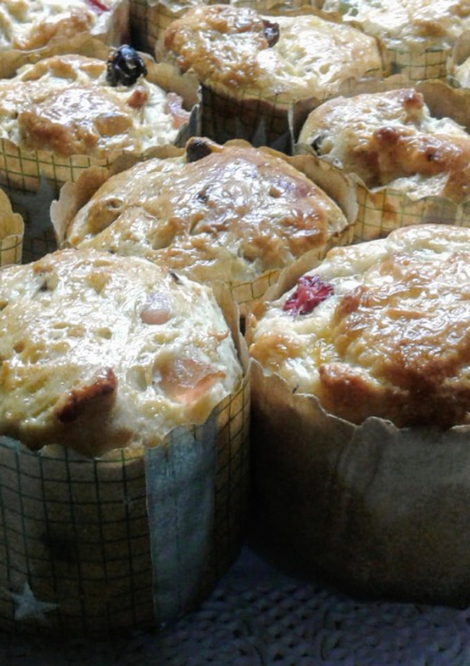 Una foto de Pan dulce navideño mini, en invierno