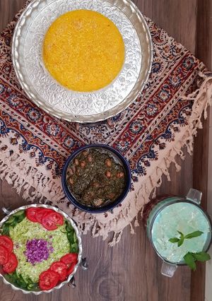 عکسی از دستور قرمه سبزی با یه سورپرایز ویژه