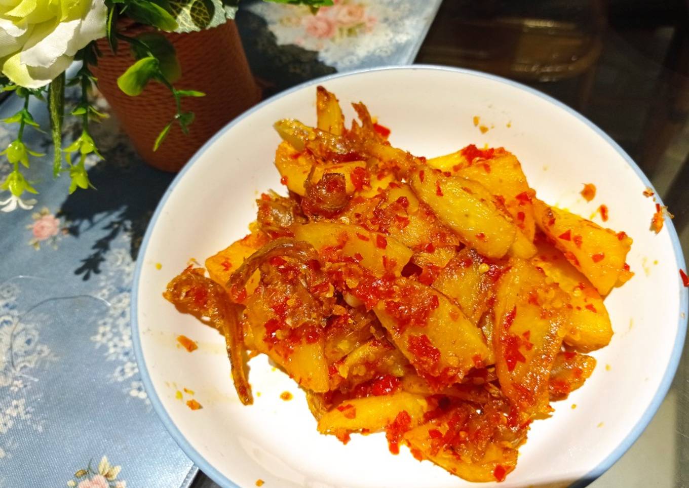Balado Kentang Ikan Asin