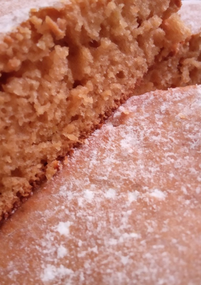 Una foto de Torta esponjosa de aceite y dulce de leche😍