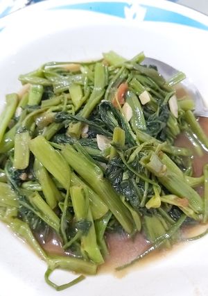Foto resep Tumis Kangkung Krenyes