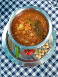 சன்னா கிரேவி/Chana Gravy செய்முறை முக்கிய புகைப்படம்