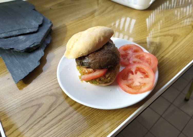 Hamburguesa vegana de garbanzos y portobello