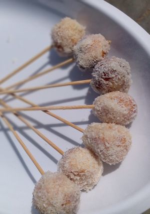 A picture of Coconut milk candy.