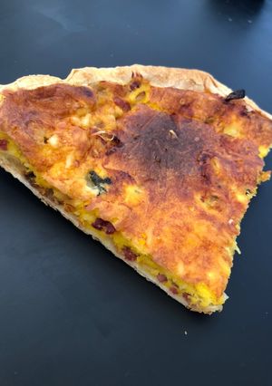 Une photo de Tarte lardons roquefort