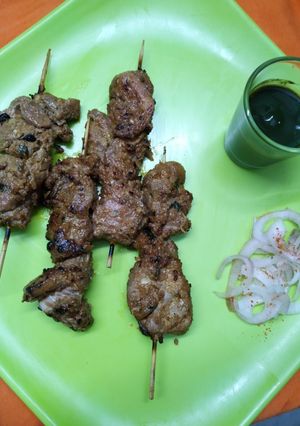 চিকেন কাঠি কাবাব (chicken kaathi kabab recipe in Bengali) রেসিপির প্রধান ছবি