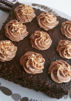 Une photo de ☆Poke Cake Carrément Noisette☆